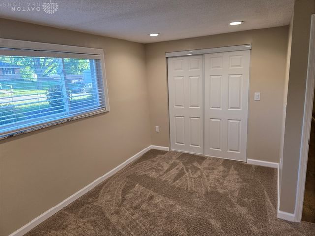 1617 Belvo Road, Miamisburg, OH 45342
