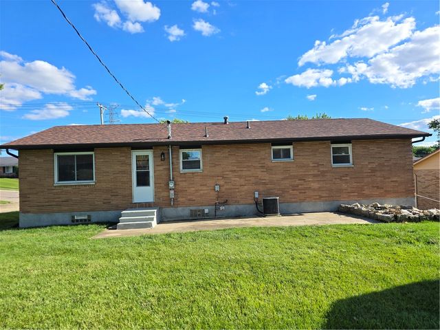 1617 Belvo Road, Miamisburg, OH 45342