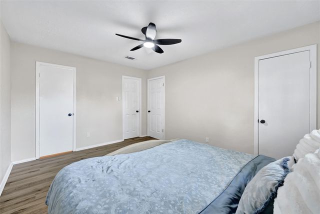 9611 Camrose Court, Houston, TX 77086
