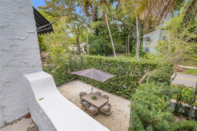 1222 Cortez St, Coral Gables, FL 33134