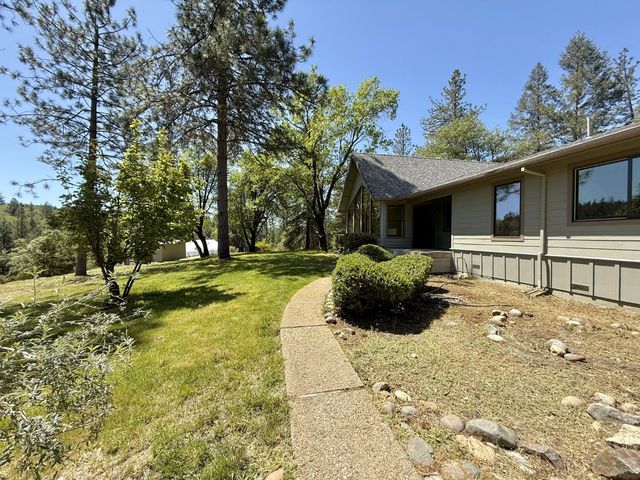 16594 You Bet, Grass Valley, CA 95945