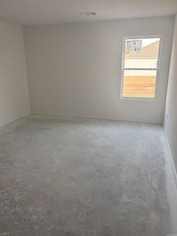 30 Hearthstone Trail, Vilonia, AR 72173