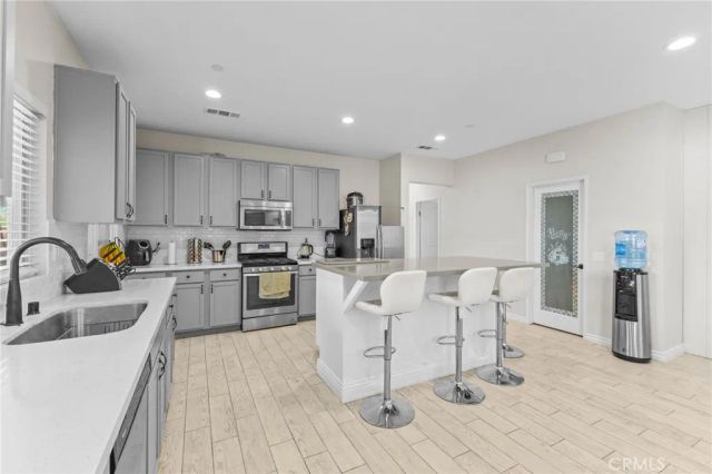 1359 Laurestine Way, Beaumont, CA 92223