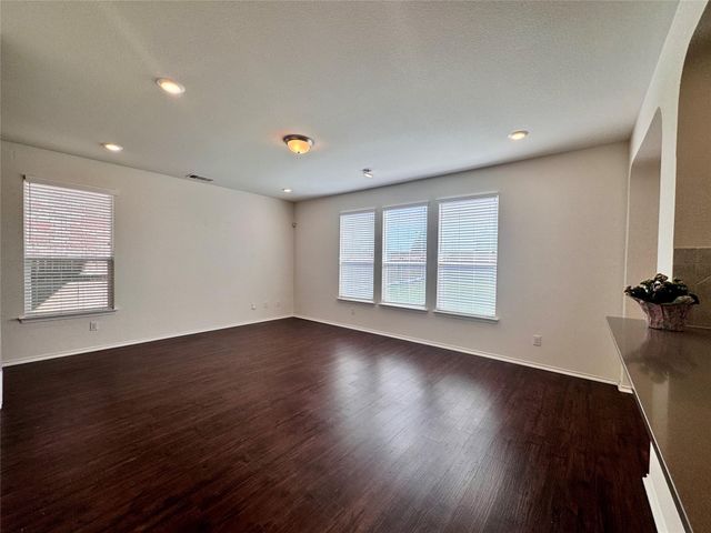 16501 Brogan LN, Pflugerville, TX 78660