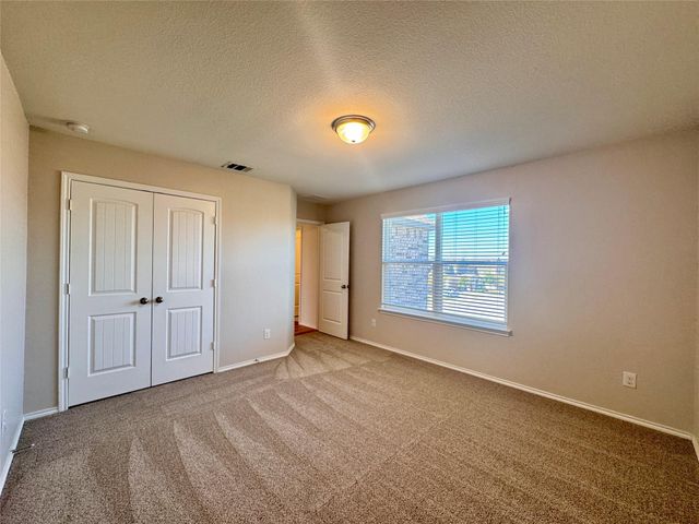 16501 Brogan LN, Pflugerville, TX 78660