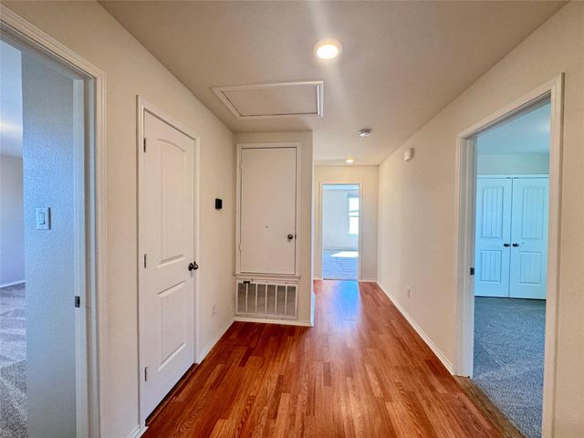 16501 Brogan LN, Pflugerville, TX 78660