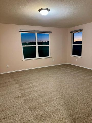 16501 Brogan LN, Pflugerville, TX 78660