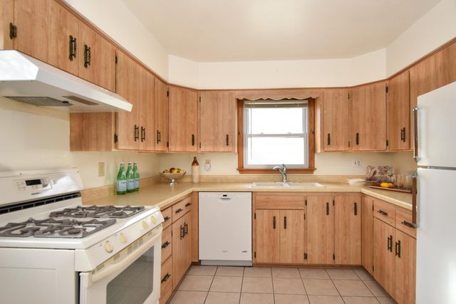 4651 Colorado Avenue N, Crystal, MN 55422