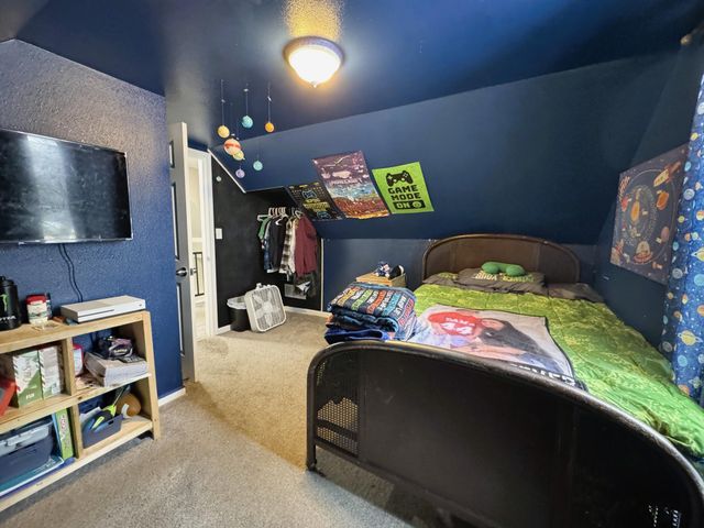 514 E Hampden Avenue, Fergus Falls, MN 56537