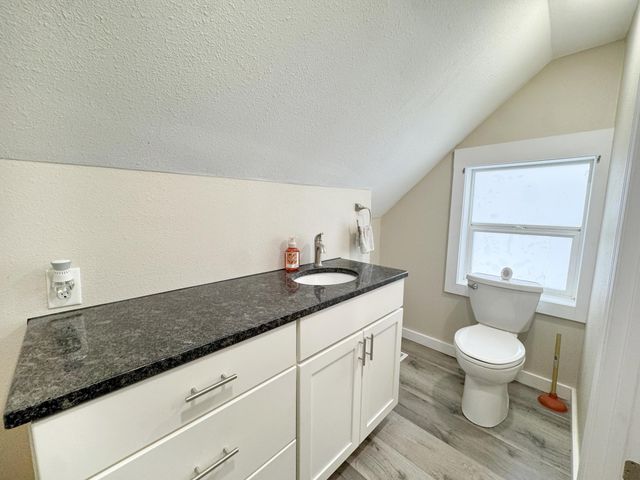 514 E Hampden Avenue, Fergus Falls, MN 56537