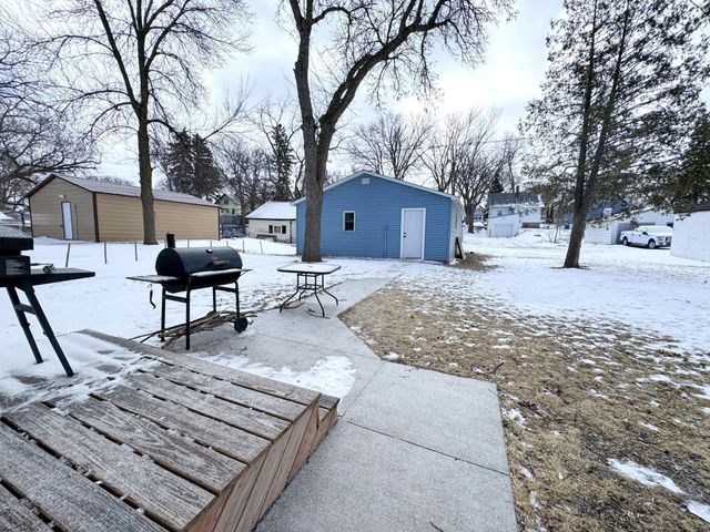514 E Hampden Avenue, Fergus Falls, MN 56537