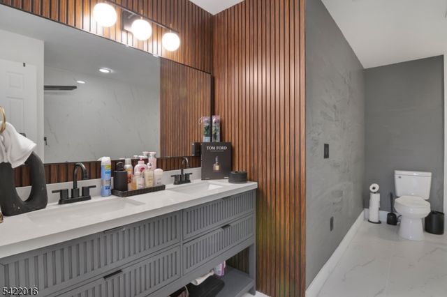 300 Gorge Rd 36, Cliffside Park Boro, NJ 07010