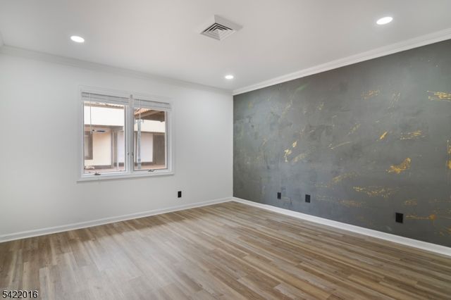 300 Gorge Rd 36, Cliffside Park Boro, NJ 07010