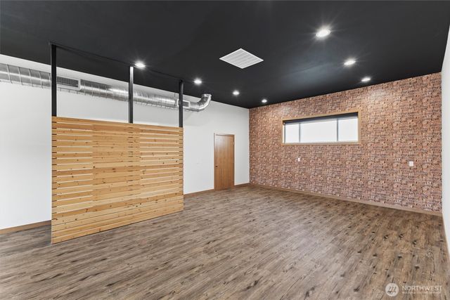 3275 Bennett Drive, Bellingham, WA 98225
