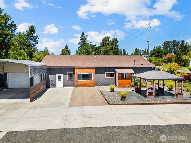 3275 Bennett Drive, Bellingham, WA 98225