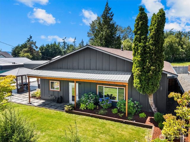 3275 Bennett Drive, Bellingham, WA 98225