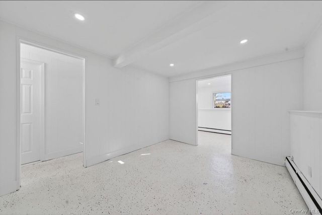 8 Whitebirch Lane, Commack, NY 11725