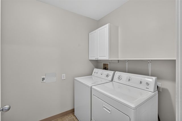 100 Water Street 404, Des Moines, IA 50309