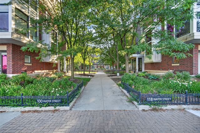 100 Water Street 404, Des Moines, IA 50309
