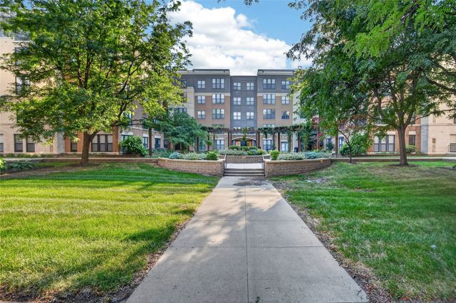 100 Water Street 404, Des Moines, IA 50309