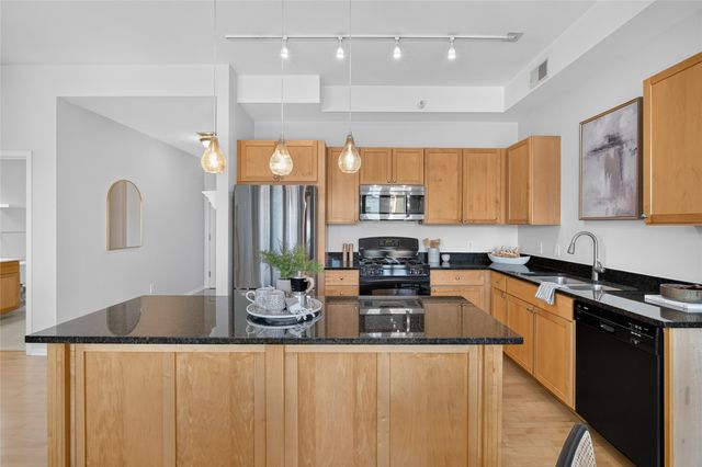 100 Water Street 404, Des Moines, IA 50309