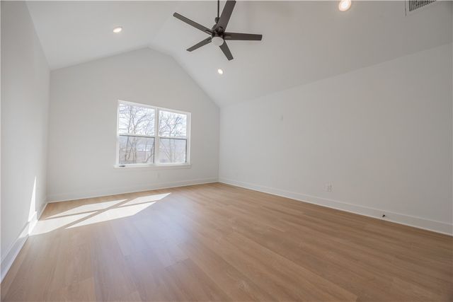 2801 W Rutledge Lane, Fayetteville, AR 72704