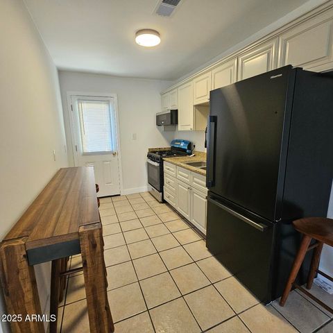 3014 N 70TH Street, Scottsdale, AZ 85251