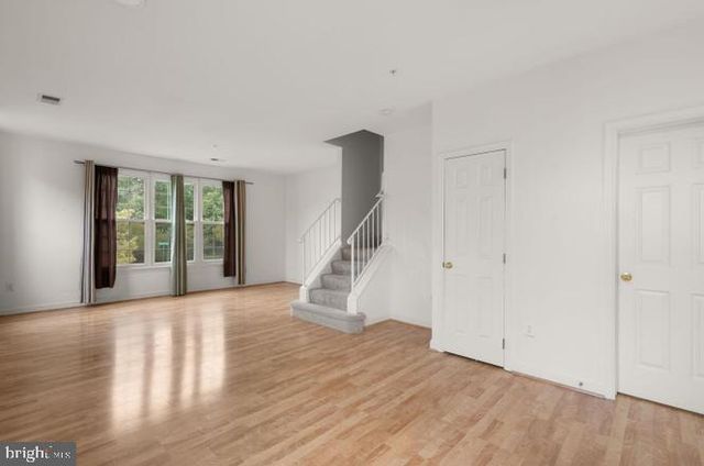 8603 WILLOW LEAF LN, Odenton, MD 21113