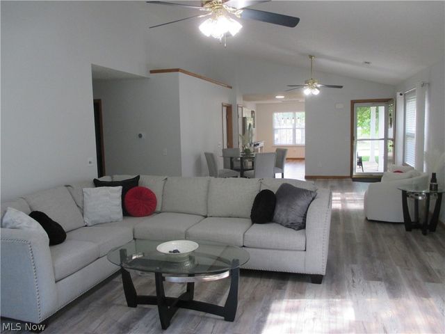 2399 Marlborough Drive, Uniontown, OH 44685