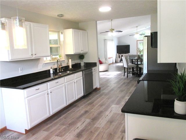 2399 Marlborough Drive, Uniontown, OH 44685