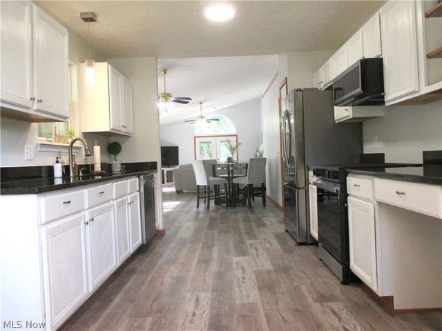 2399 Marlborough Drive, Uniontown, OH 44685