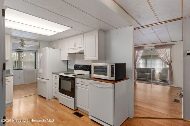 8081 Fairlane Avenue, Brooksville, FL 34613