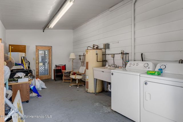 8081 Fairlane Avenue, Brooksville, FL 34613