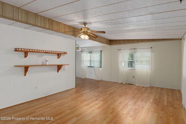 8081 Fairlane Avenue, Brooksville, FL 34613