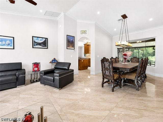 556 6th ST SE, Naples, FL 34117