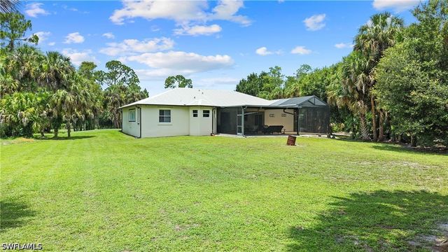 556 6th ST SE, Naples, FL 34117