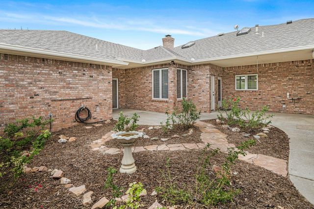 205 S TIMBERCREEK Drive, Amarillo, TX 79118
