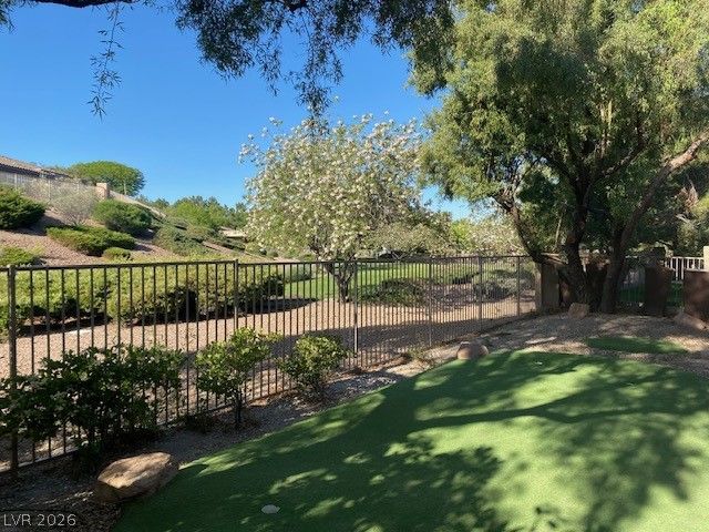 9 Hammock Dunes Court, Henderson, NV 89052
