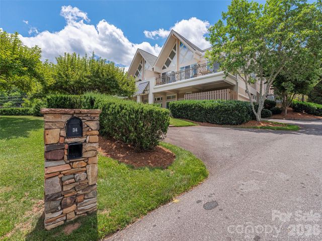 34 Dover Street, Asheville, NC 28804