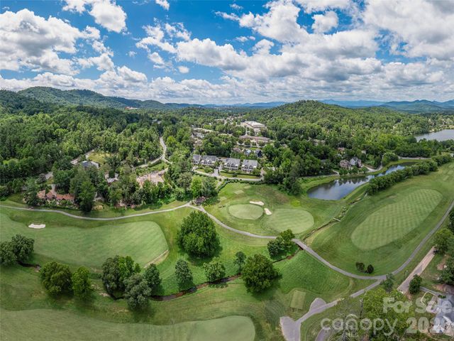 34 Dover Street, Asheville, NC 28804