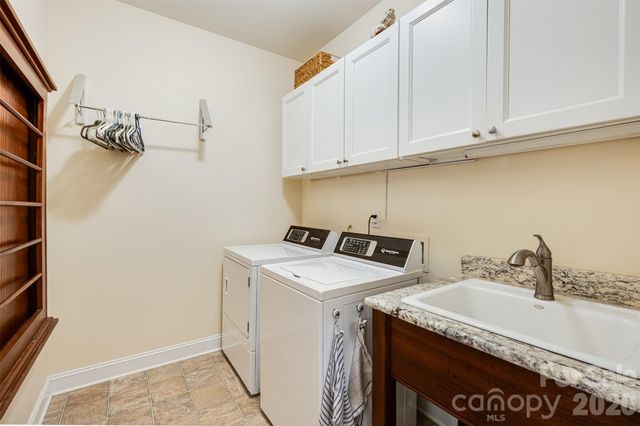101 Woodwinds Drive, Mount Holly, NC 28120