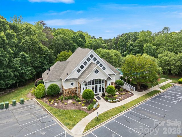 101 Woodwinds Drive, Mount Holly, NC 28120