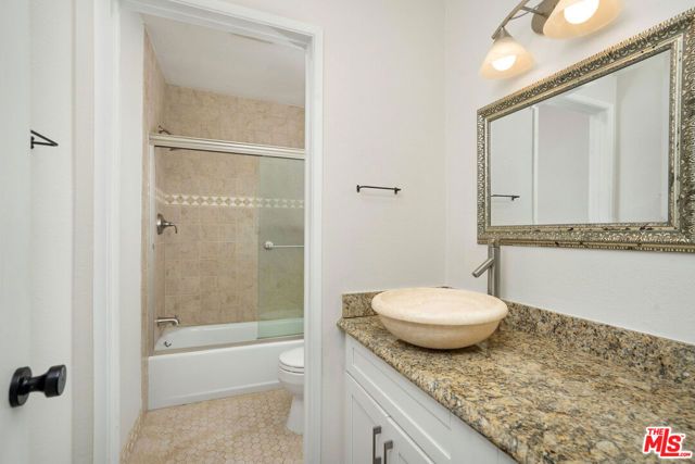 13948 Moorpark Street 4, Sherman Oaks, CA 91423