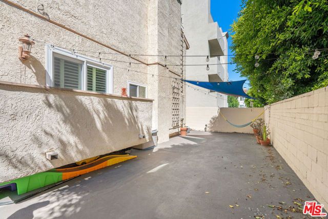 13948 Moorpark Street 4, Sherman Oaks, CA 91423