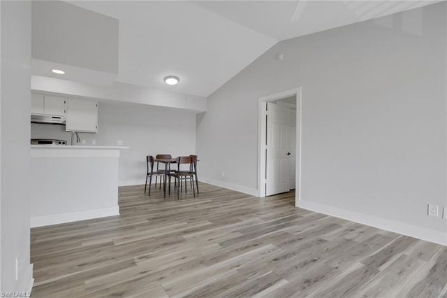 4625 Saint Croix LN 1136, Naples, FL 34109