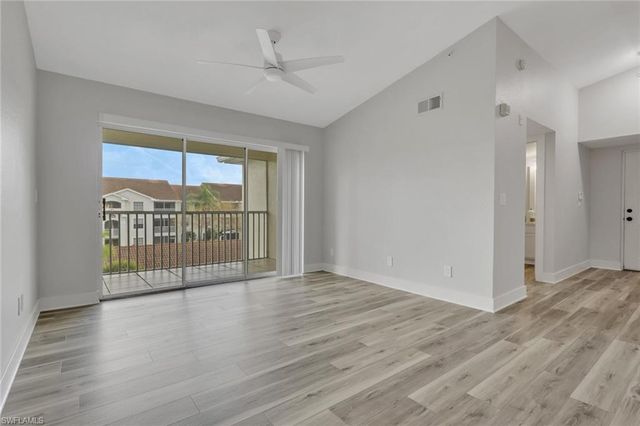 4625 Saint Croix LN 1136, Naples, FL 34109