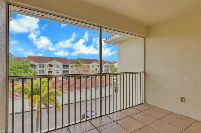 4625 Saint Croix LN 1136, Naples, FL 34109