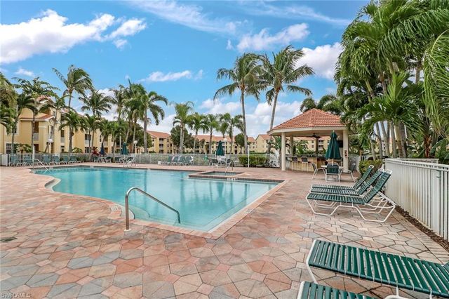 4625 Saint Croix LN 1136, Naples, FL 34109