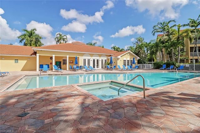 4625 Saint Croix LN 1136, Naples, FL 34109
