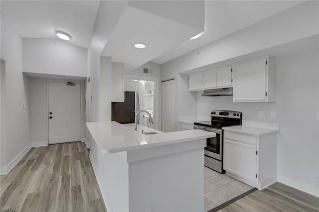 4625 Saint Croix LN 1136, Naples, FL 34109